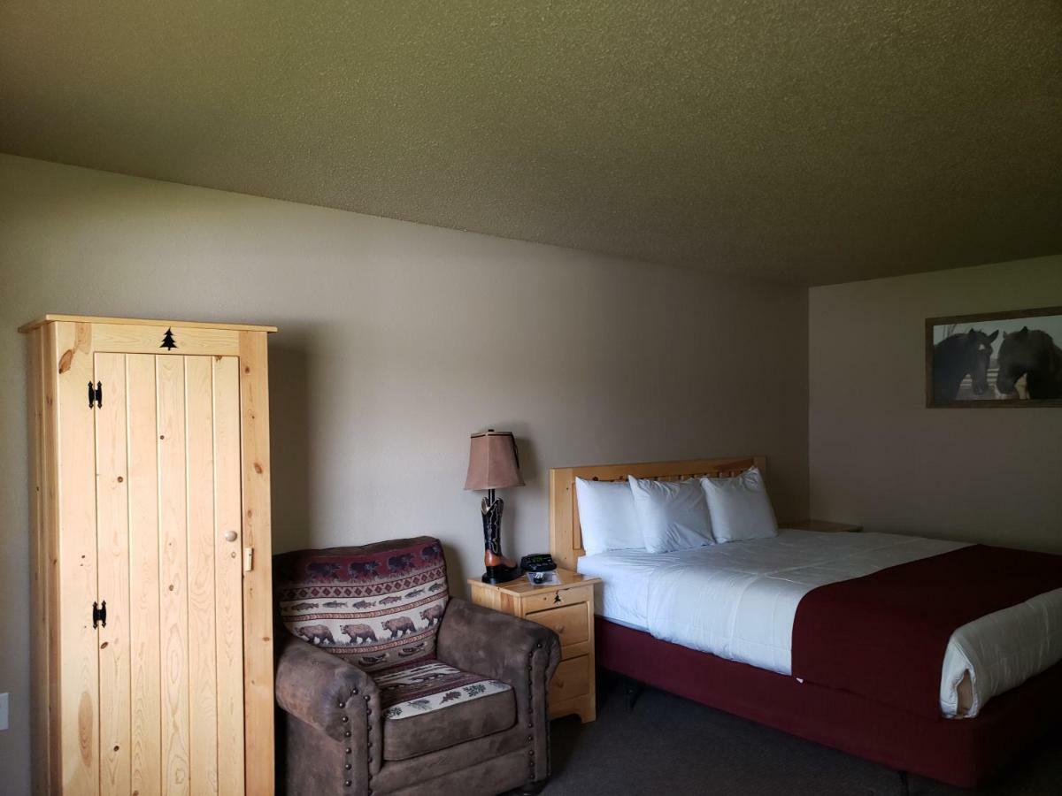 Woodside Dells Hotel & Suites Wisconsin Dells Exterior foto