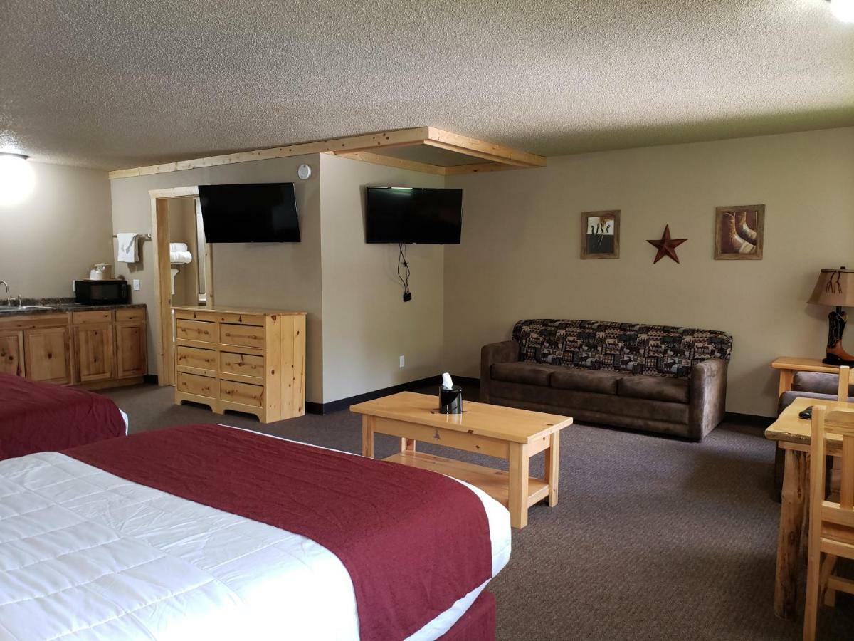 Woodside Dells Hotel & Suites Wisconsin Dells Exterior foto