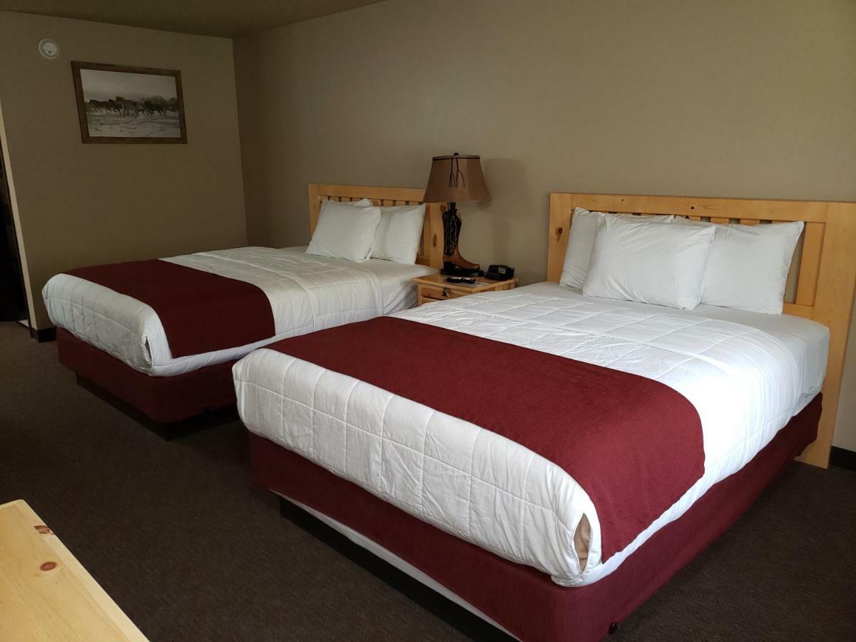 Woodside Dells Hotel & Suites Wisconsin Dells Exterior foto